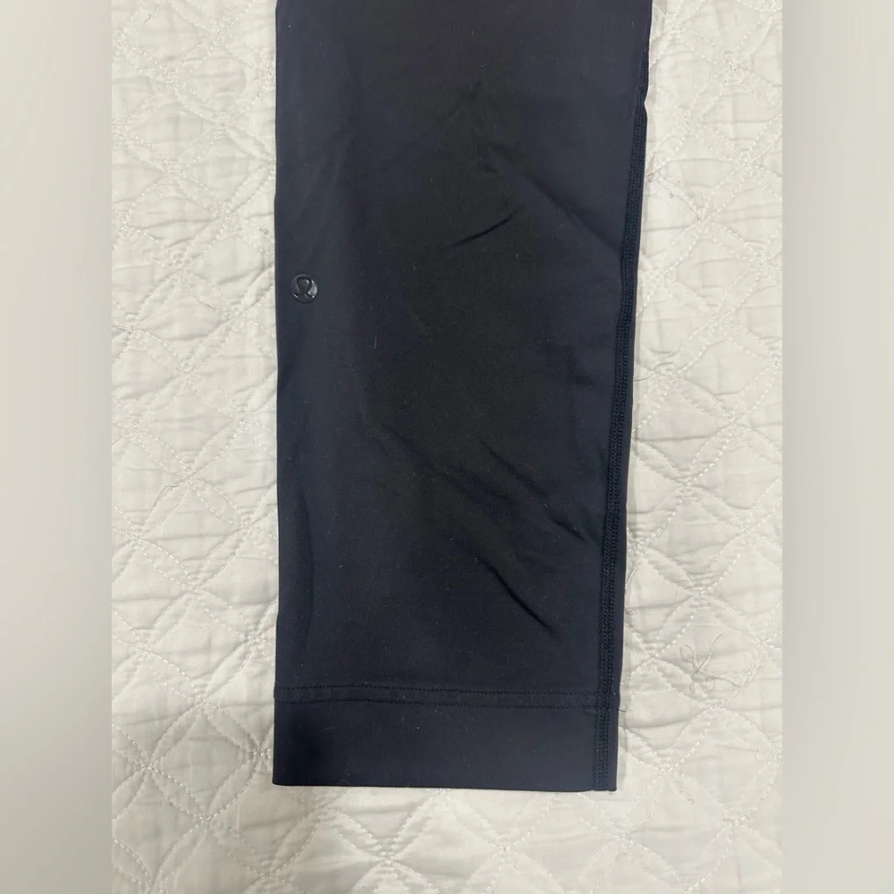 Lululemon pants - Picture 5 of 5
